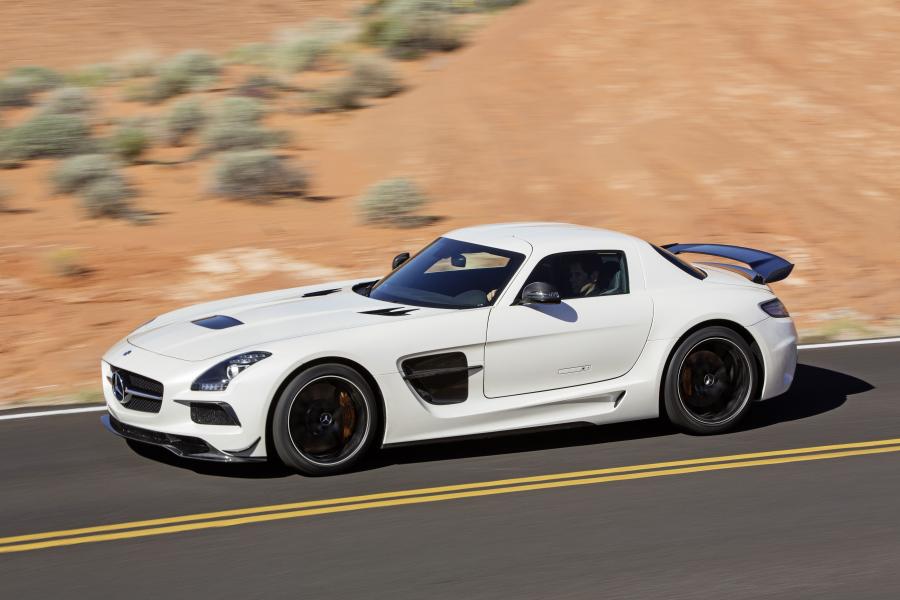  Mercedes-Benz SLS AMG Black Series 2012 года  (фото 14 из 23)